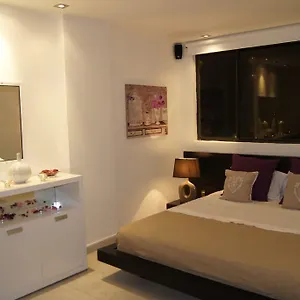 Best Location In Town Apartamento